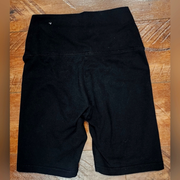 Aerie Chill•Play•Move Biker Shorts, Size Small - Picture 2 of 3